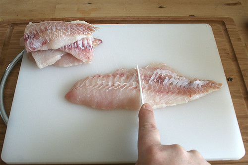 15 - Rotbarsch halbieren / Cut redfish in halfs