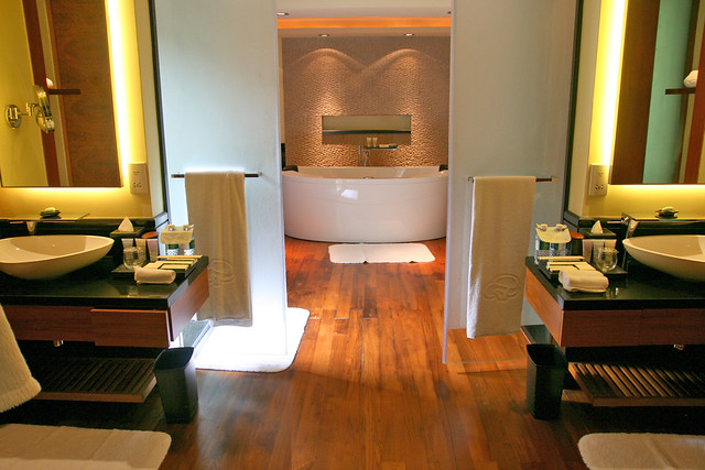 The villa master bedroom has a Pharo jet massage whirlpool tub!