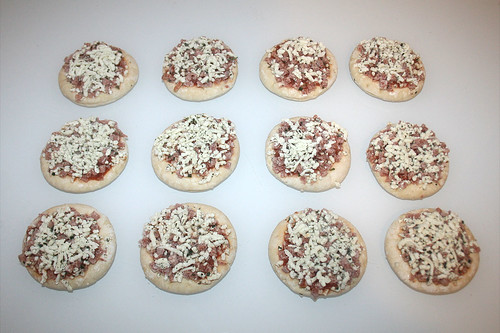 04 - Mamma Gina Mini Steinofen Pizza - ausgepackt / unwrapped