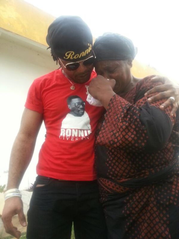 Bright arrives in Ghana for Ronnie Coches funeral