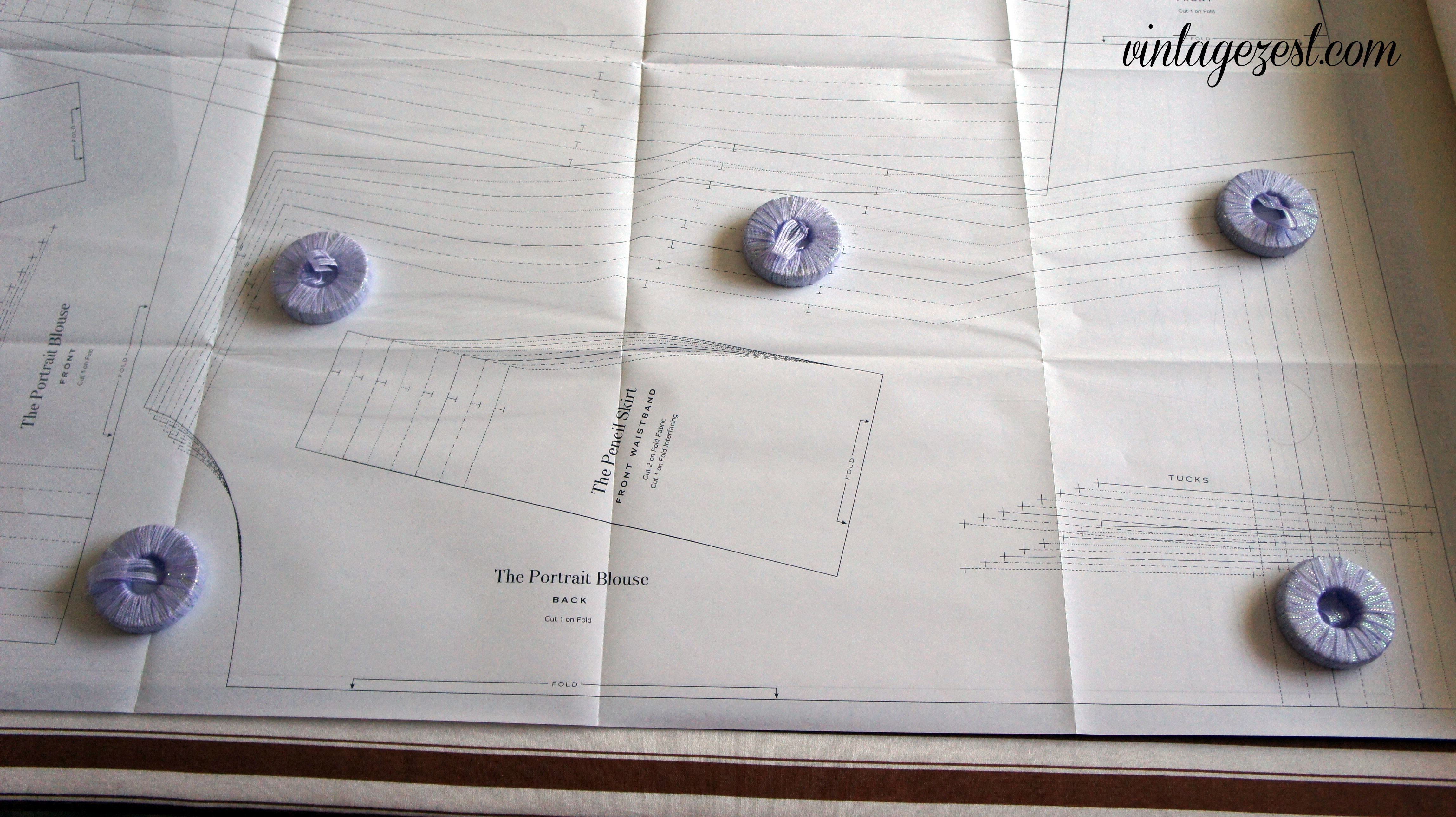 Tutorial: How to Trace a Sewing Pattern on Diane's Vintage Zest!