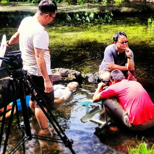 I like to see photos of myself working. This is me directing my new film FLOATING SUN #幻日