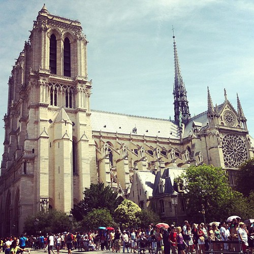 Vi var ett gäng vid Notre Dame.