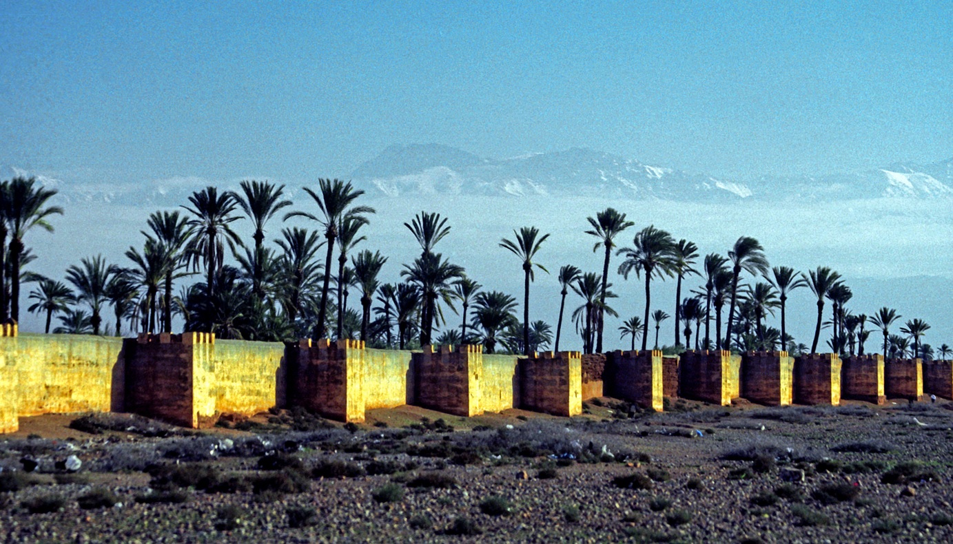3. Murallas defensivas de Marrakesh, al sur de Marruecos. Autor, Jerzy Strzelecki