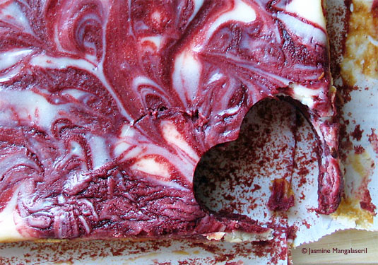 140208 Red Velvet Cream Cheese Swirl Brownies1