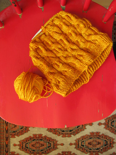 Knitting: yellow