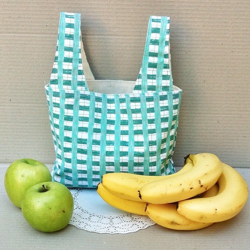 Mini shopper grocery bag.
