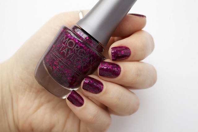 06 Morgan Taylor To Rule Or Not To Rule with topcoat