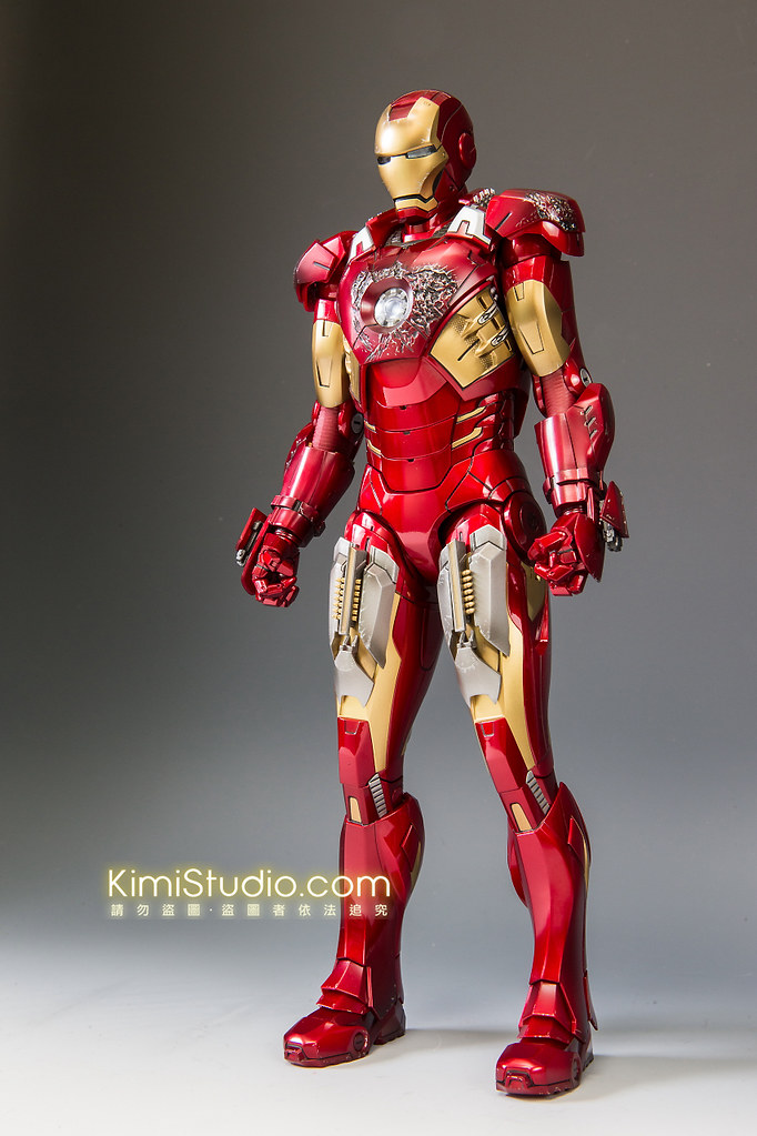 2013.06.11 Hot Toys Iron Man Mark VII-064