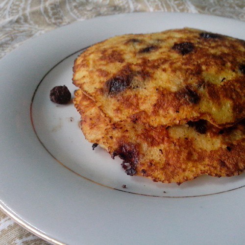 My 1000th photo : Healthy pancakes made with bananas, eggs and chocolate chips.