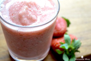 strawberry-smoothie-above