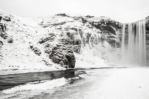 Icelandic dreamy waterfalls