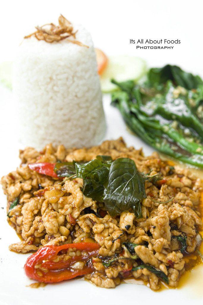 kai-pad-ka-pao-rama-v-fine-thai-cuisine