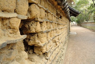 The clay wall of Toshodai-ji temple.