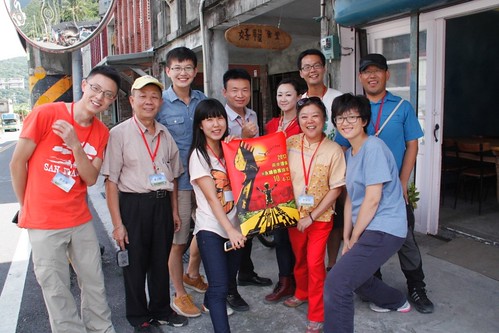 卓少明(左二)參加兩岸NGO交流團，訪問台灣環保NGO團體