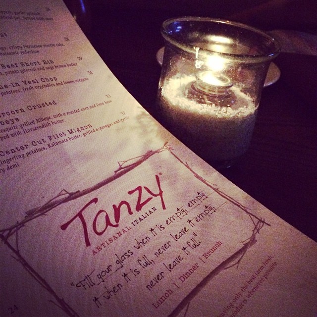 Date night with my hubby :) #tanzy #mizner #miznerpark @miznerpark