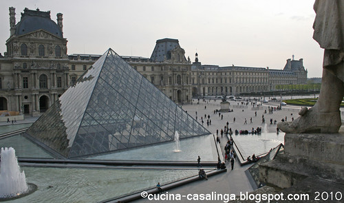 Louvre - Pyramide