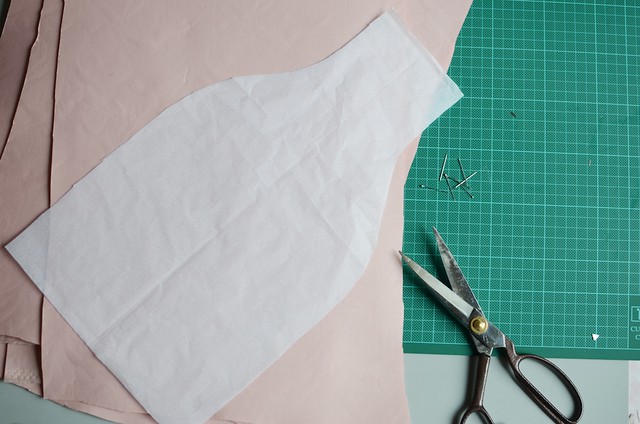 Geneva Vanderzeil shows you how to make a scuba skirt