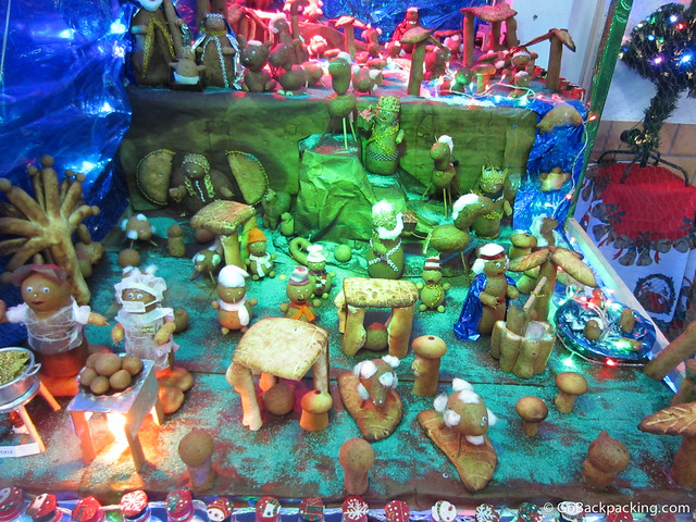 A nativity scene constructed of buñuelos