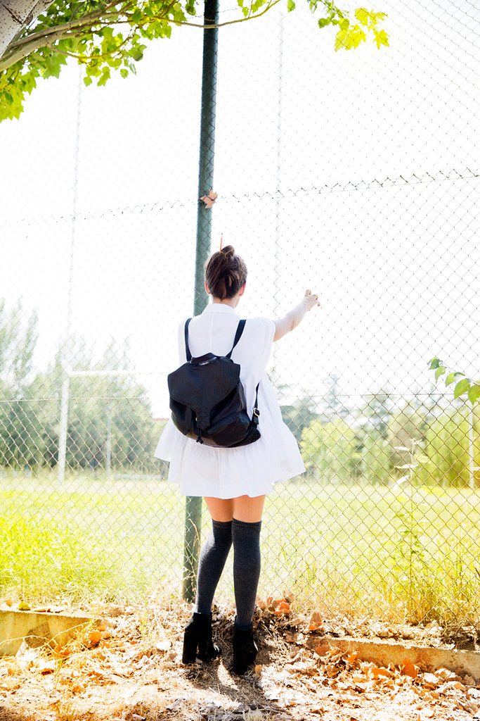 White_Dres-Socks-Back_To_School-Asos-Backpack-Topknot-Street_style-Outfit-