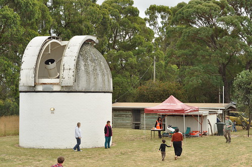 First visitors arriving for the Mount Burnett Observatory Open Day 2014