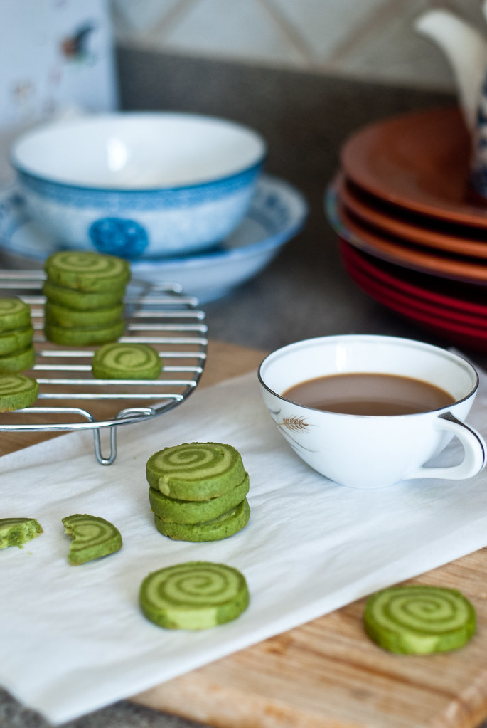 Coffee and matcha shortbread, vertical 2