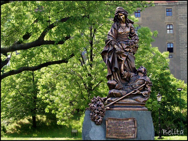 SCULPTURE-ST. ELIZABETH OF HUNGARY-BRATISLAVA CASTLE GARDEN