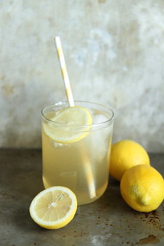 Lemon Ginger Bourbon Fizz