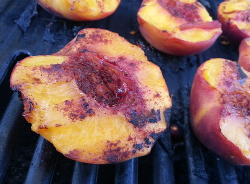 grilled peaches1