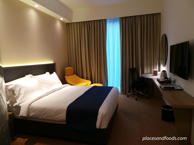 holiday inn express orchard road singapore room