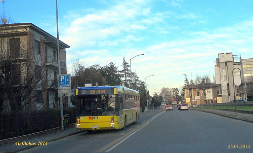 autobus Busotto n°80 in via  Marzabotto - linea 2
