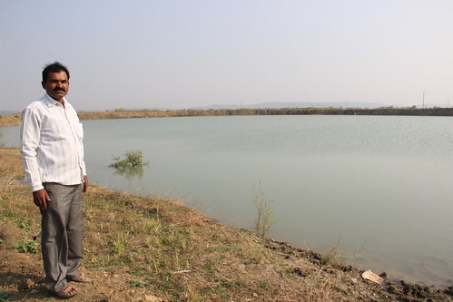 तीरथ पटेल के तालाब पर शंकर गौतम