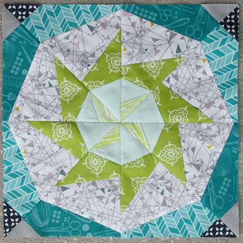 Lucky Stars Block of the Month for September: The Windmill Star