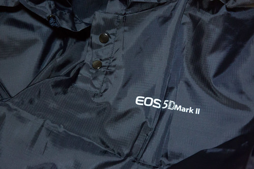 EOS 5D Mark II_windbreaker