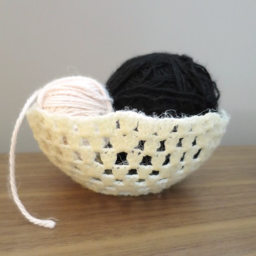Iron Craft '14 Challenge 6 - Crocheted Bowls