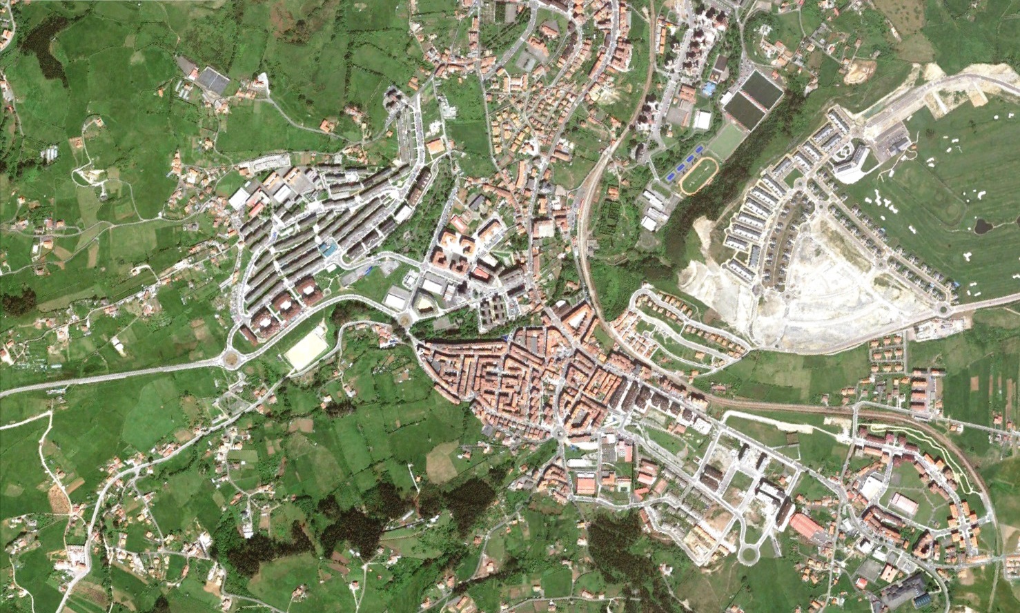 después, urbanismo, foto aérea,desastre, urbanístico, planeamiento, urbano, construcción,Avilés, Asturias