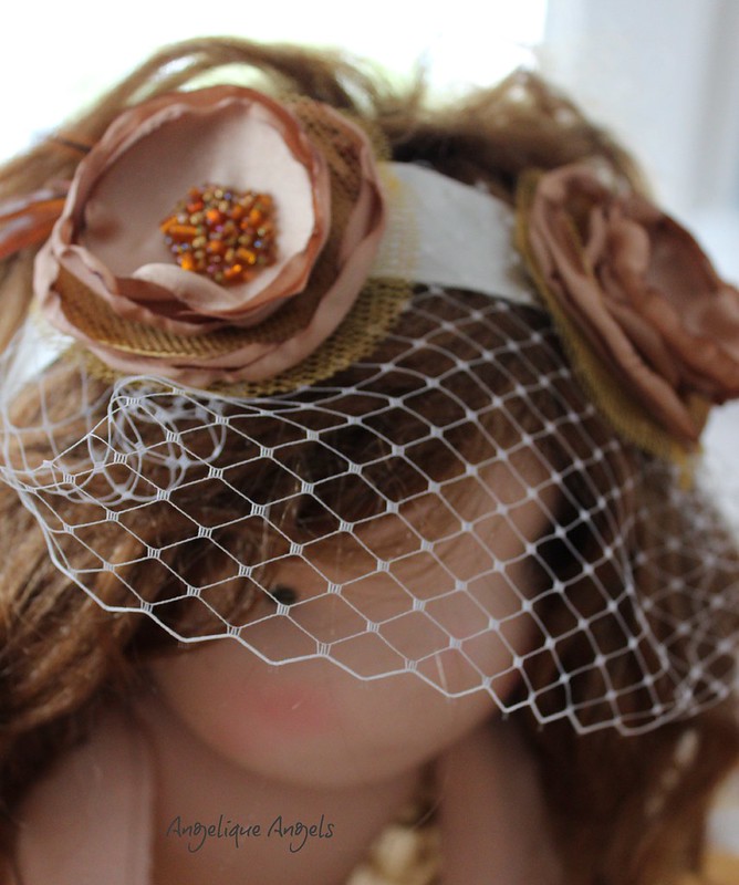 Gold Dolly-sized Fascinator