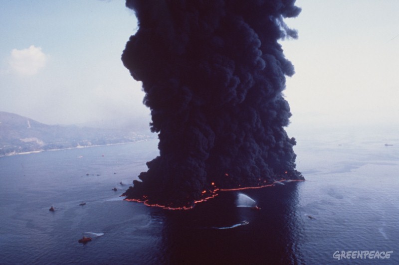 oil spill Italy