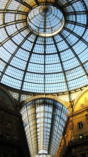 Milano (y Bérgamo) - Blogs de Italia - Día 1: sálida de Valencia - Bérgamo (aeropuerto) - Milano (7)