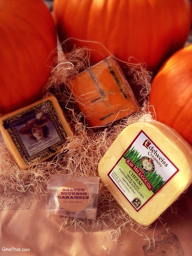 Yankee Hollow October Cheese Box