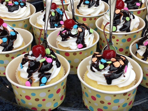 ice cream cup cupcakes