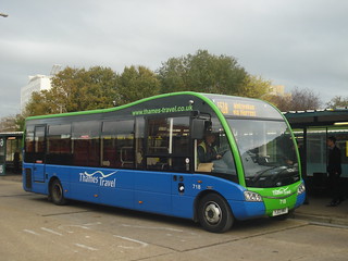 Thames Travel 718 on Route 151A, Bracknell