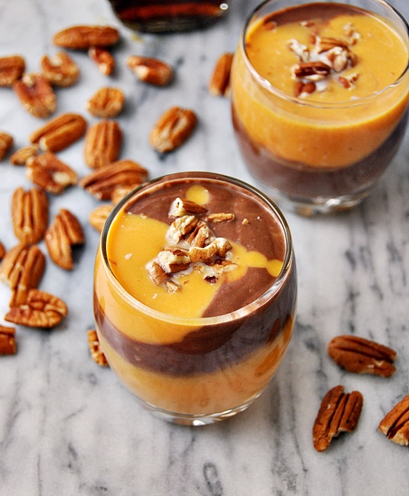 Chocolate Swirl Pumpkin Spiced Smoothie | www.fussfreecooking.com