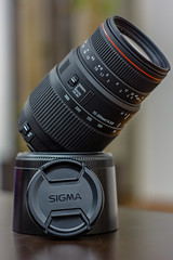 Sigma AF 70-300mm f/4-5.6 DG APO Macro