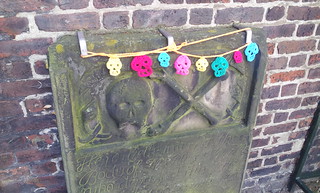 Gravestone decorations