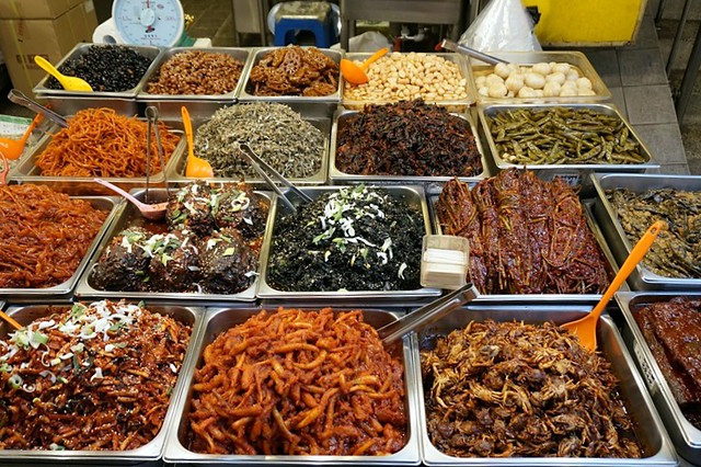Gwangjang Traditional Market in Korea - rebeccasaw blog-034