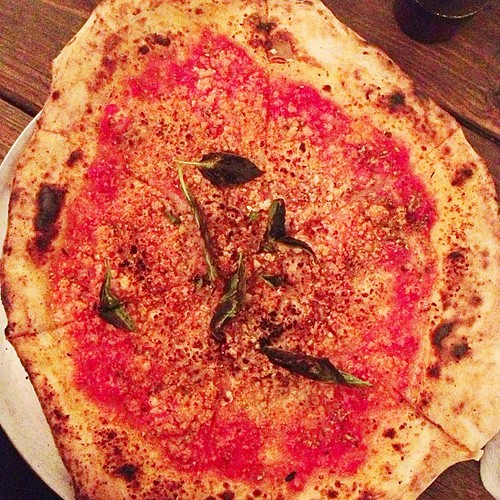 That one time I asked a fancy pizza place what they meant by "vegan Parmesan" and the waitress said "oh it's just nutritional yeast." My eyes bugged out a bit and I ordered the pizza sans soy cheese. #vegan #porto #asburypark