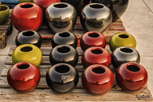 round pots... by lujaban