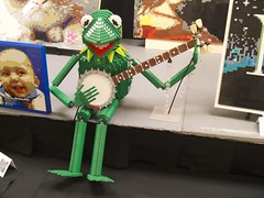 Rainbow Connection: Kermit the Frog with Banjo