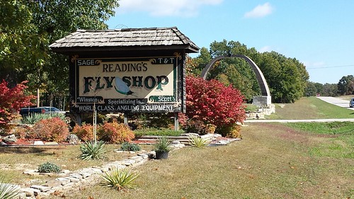 Reading's Fly Shop near Bennett Spring